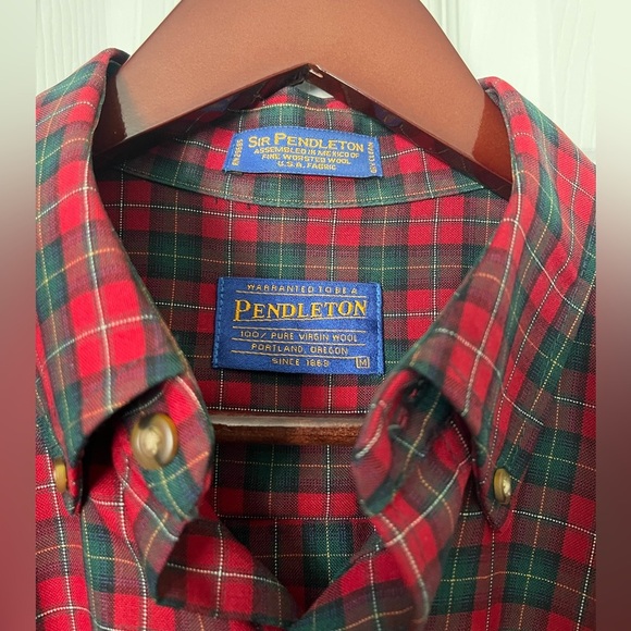 Men’s Pendleton 100% Virgin Wool Button Down | Size Medium - Picture 4 of 8